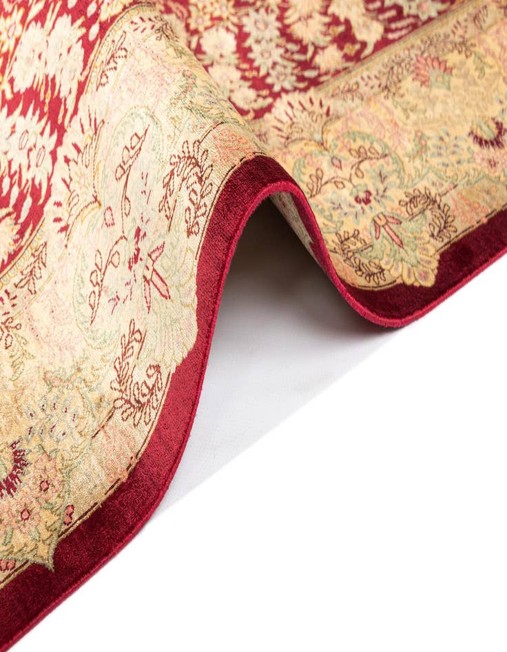 Detail image of  3' 3 x 4' 11 Ghom Silk Rug