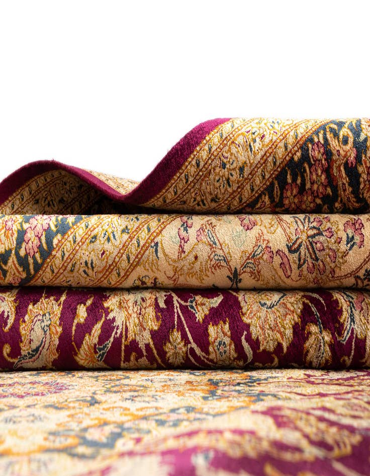 Detail image of  6' 5 x 9' 8 Ghom Silk Rug