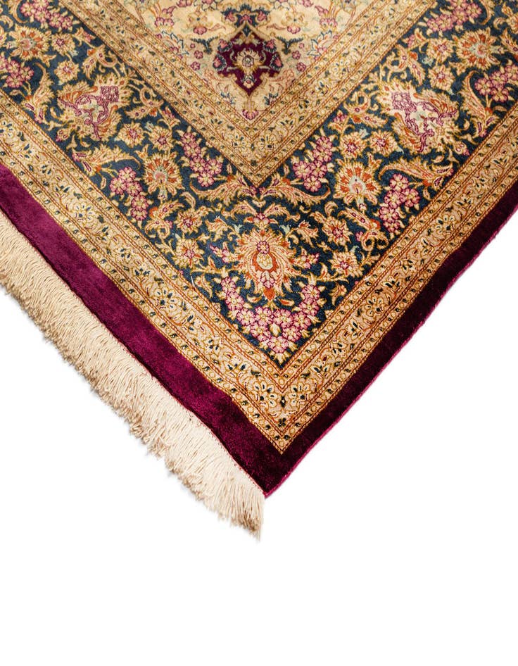 Detail image of  6' 5 x 9' 8 Ghom Silk Rug