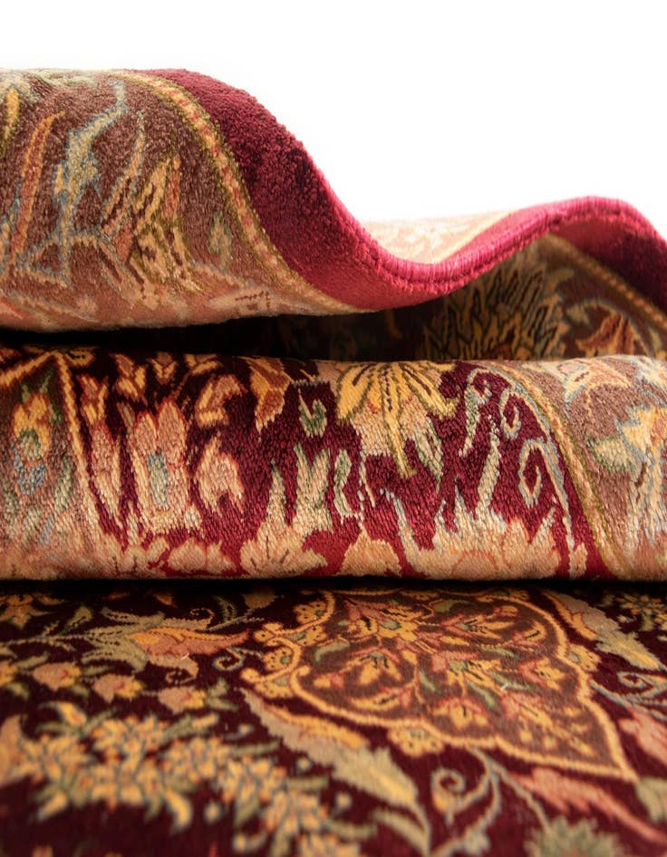 Detail image of  2' 7 x 4' 2 Ghom Silk Rug