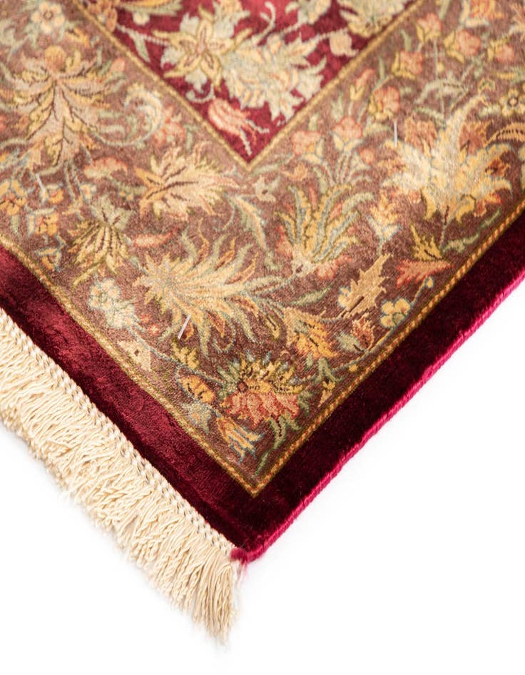 Detail image of  2' 7 x 4' 2 Ghom Silk Rug