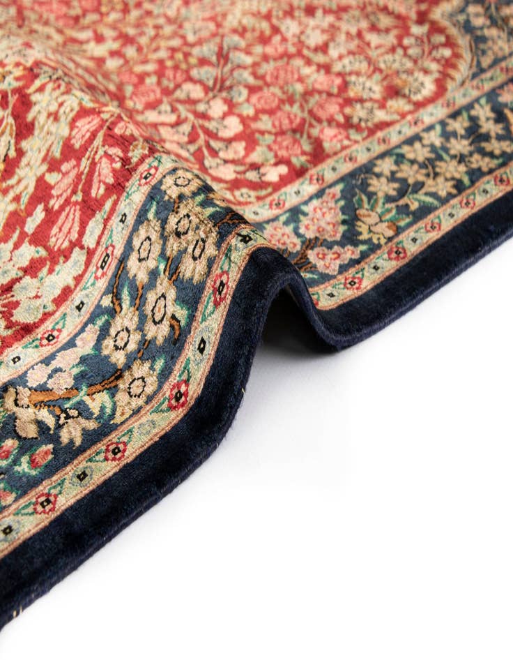 Detail image of  2' x 2' 11 Ghom Silk Rug