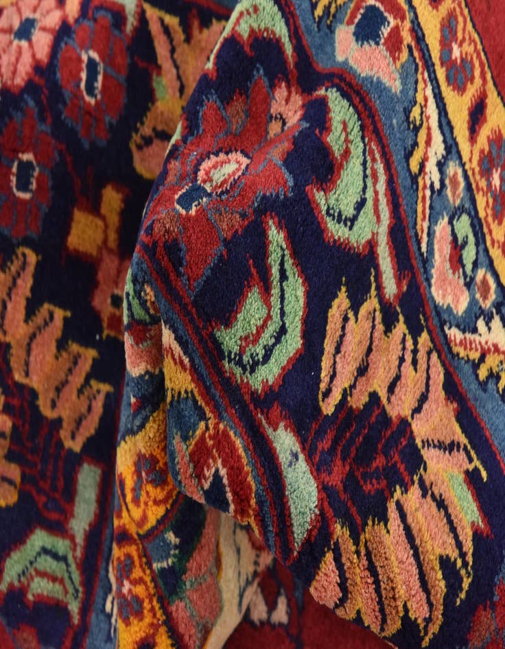 Detail image of 7' 10 x 10' 10 Hand Knotted Golpayegan Persian Wool Rug