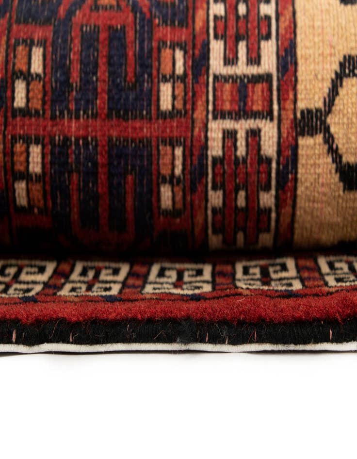 Detail image of  4' 5 x 6' 1  Hand Knotted Hacilou Wool Rug
