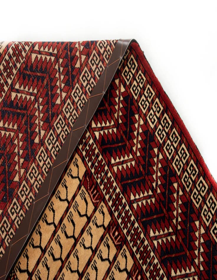 Detail image of  4' 5 x 6' 1  Hand Knotted Hacilou Wool Rug