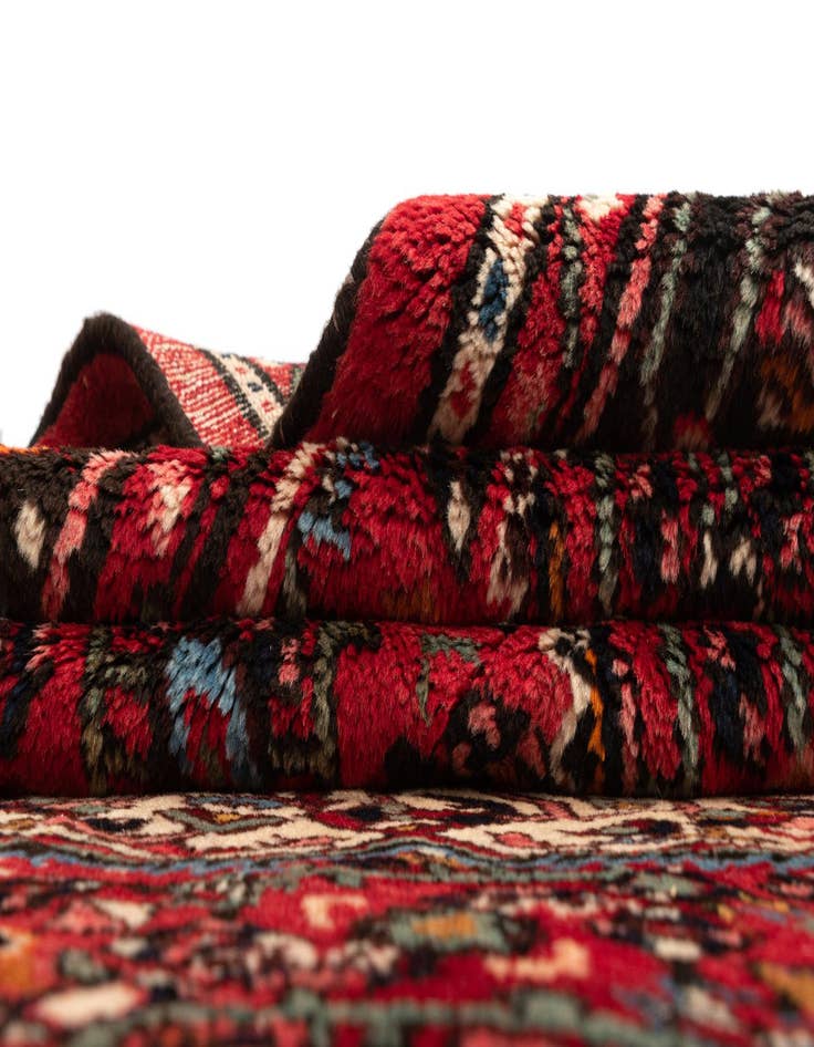 Detail image of  6' 11 x 10' 2 Hamedan Wool Rug