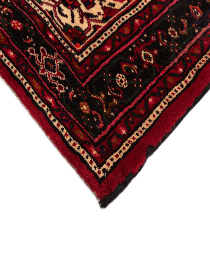 Detail image of  7' x 10' 6 Hamedan Wool Rug