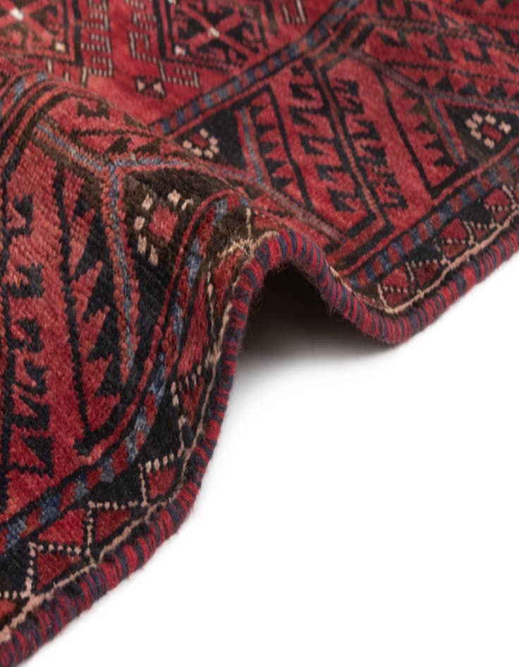 Detail image of  3' 11 x 9' 2 Hamedan Rug