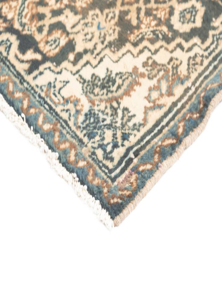 Detail image of  4' 2 x 7' 4 Hamedan Rug