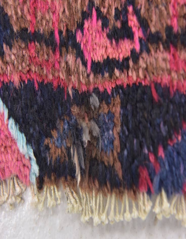 Detail image of  4' x 7' 9 Hamedan Wool Rug