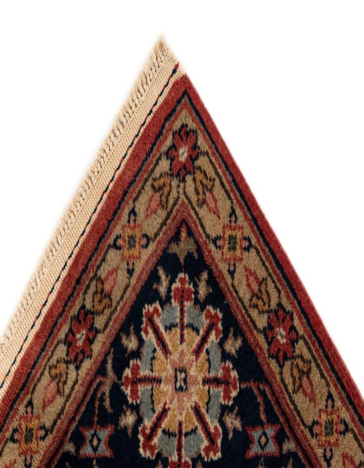 Detail image of  6' 7 x 10' 1  Hand Knotted Hamedan Persian Wool Rug