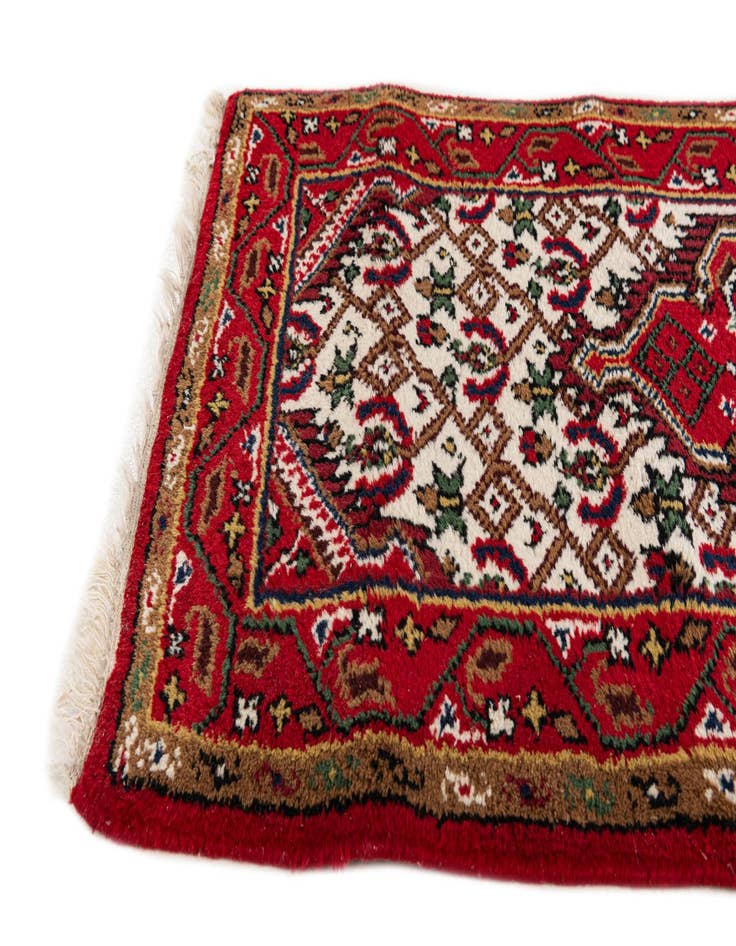 Detail image of  2' 6 x 4' 7  Hand Knotted Hamedan Wool Rug