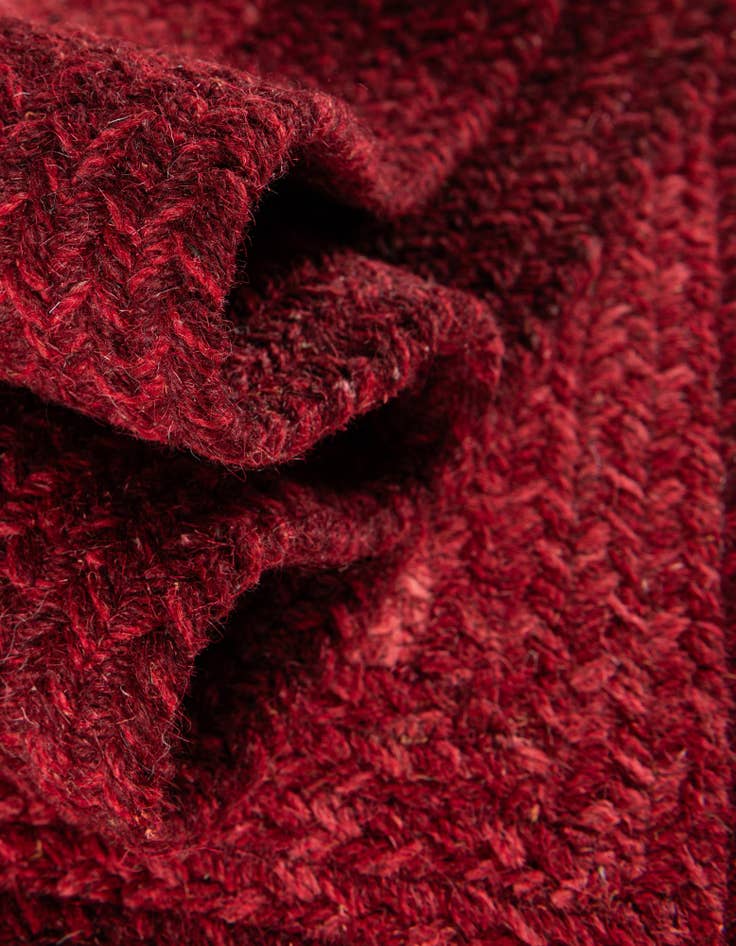 Detail image of  7' 10 x 10'  Hand Hand Braided Wool Rug
