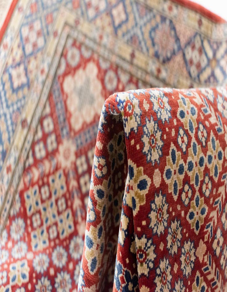 Detail image of  2' 1 x 2' 11 Hereke Silk Rug