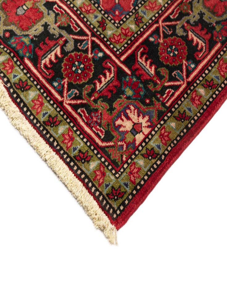 Detail image of  7' 9 x 10' 8 Heriz Wool Rug