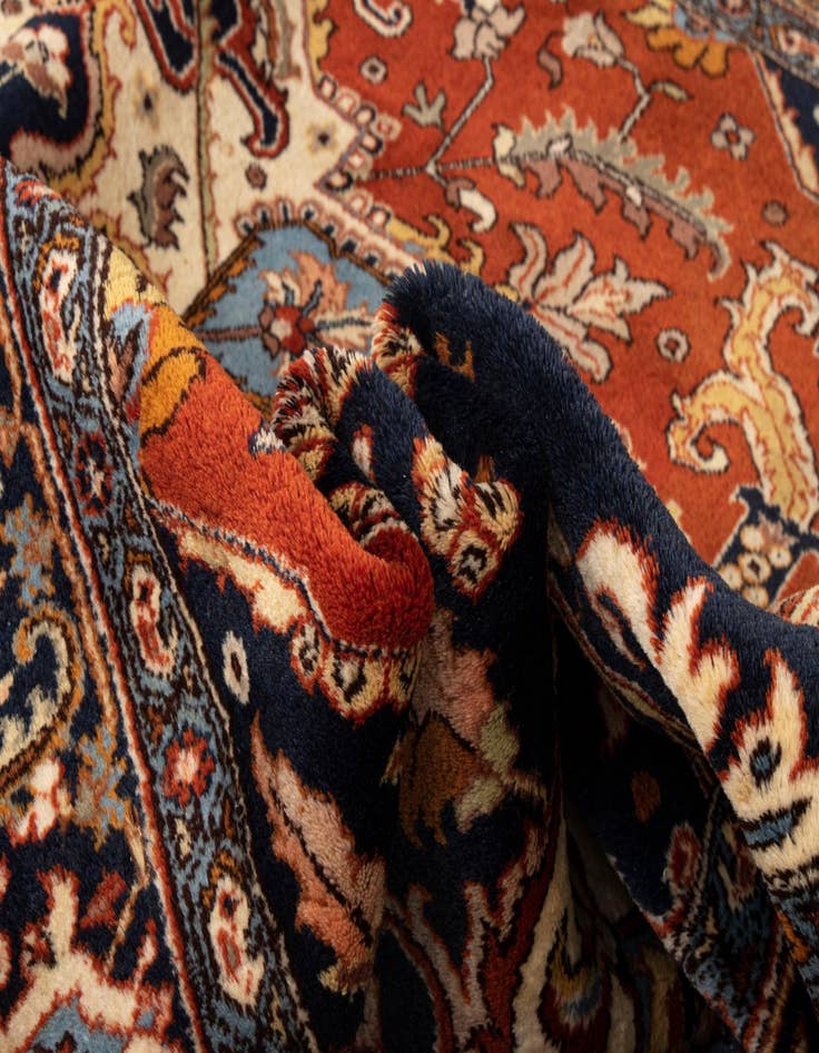 Detail image of 6' 2 x 7' 10 Heriz Wool Rug