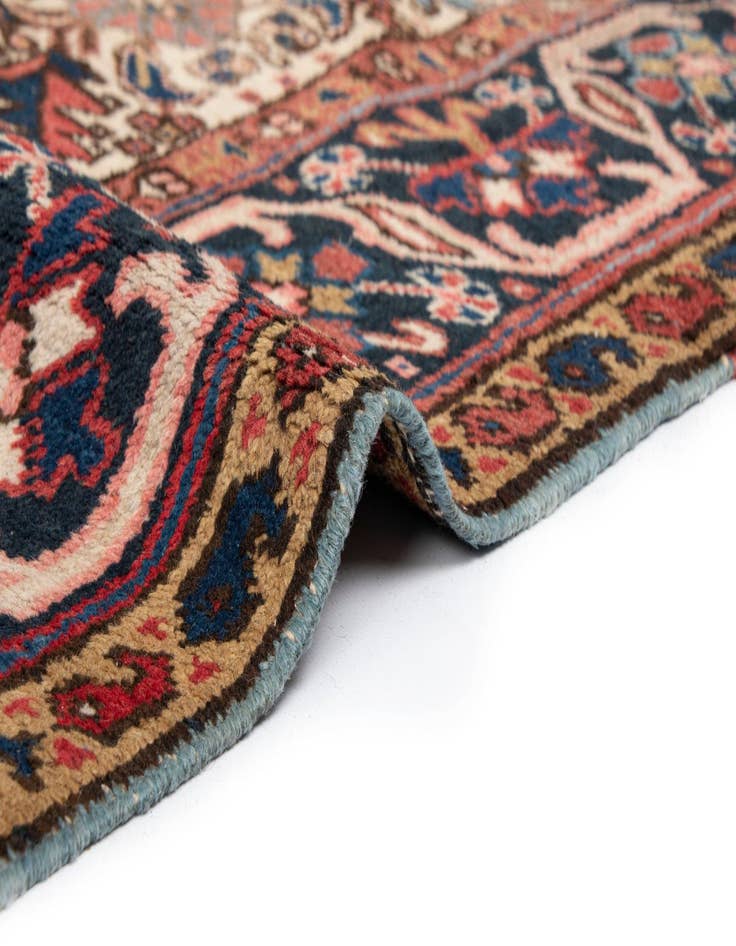 Detail image of  7' 9 x 9' Heriz Wool Rug