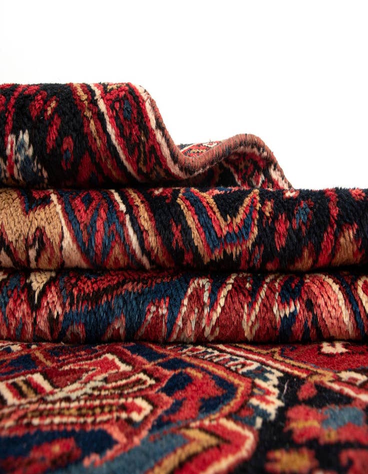 Detail image of  7' 5 x 10' 5 Heriz Wool Rug