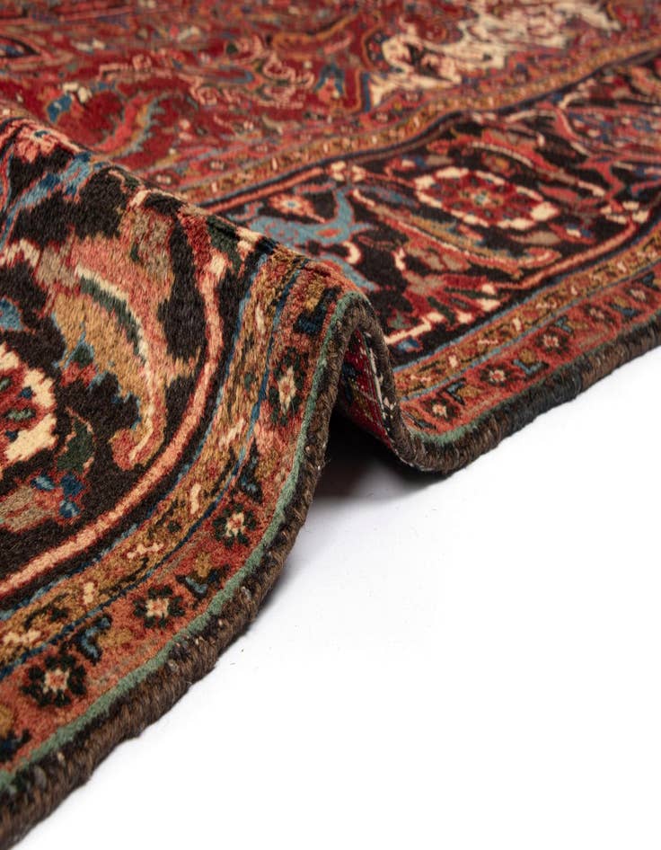 Detail image of  9' 8 x 12' 8 Heriz Wool Rug