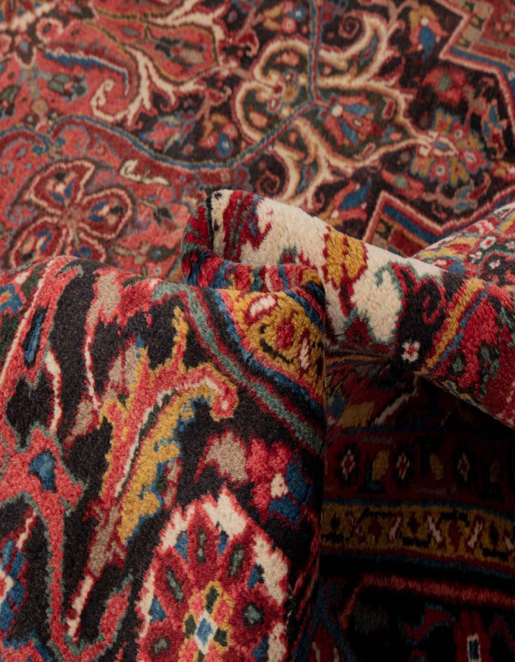 Detail image of  9' 8 x 12' 8 Heriz Wool Rug