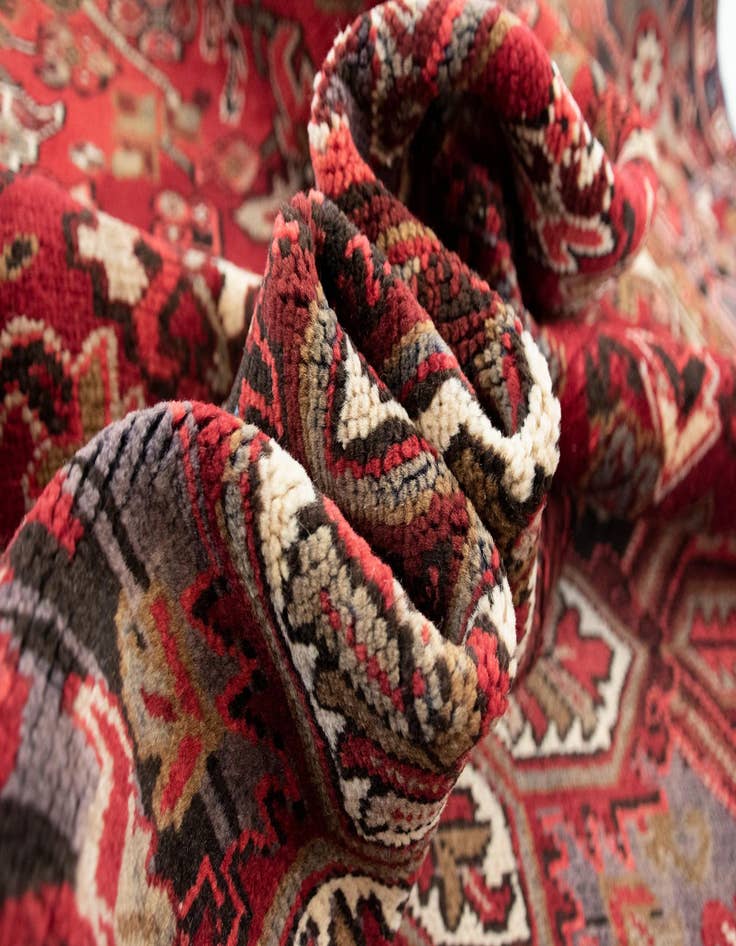 Detail image of  7' 10 x 11'  Hand Knotted Heriz Persian Wool Rug