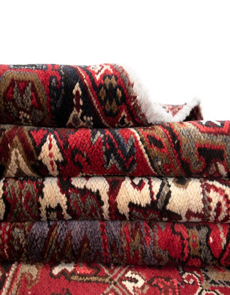 Detail image of  7' 10 x 11'  Hand Knotted Heriz Persian Wool Rug