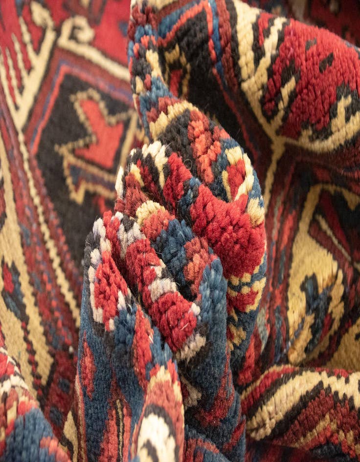 Detail image of  7' 5 x 10' 3  Hand Knotted Heriz Persian Wool Rug
