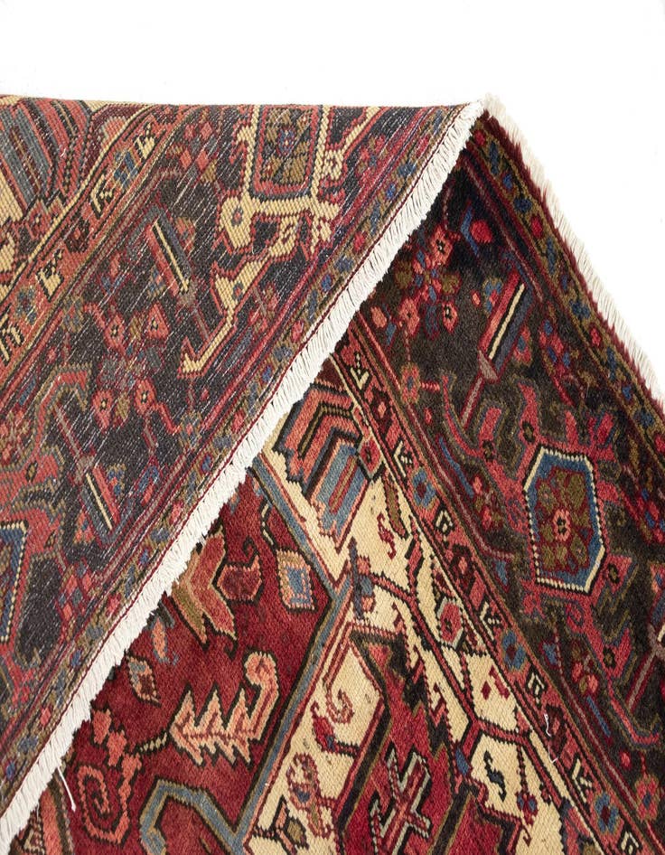 Detail image of  8' 1 x 11'  Hand Knotted Heriz Persian Wool Rug