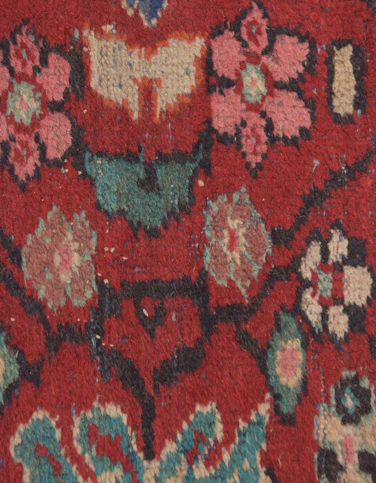 Detail image of  7' 2 x 10' 2  Hand Knotted Heriz Persian Wool Rug