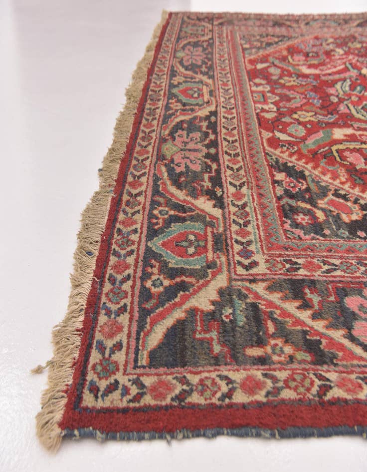 Detail image of  7' 2 x 10' 2  Hand Knotted Heriz Persian Wool Rug