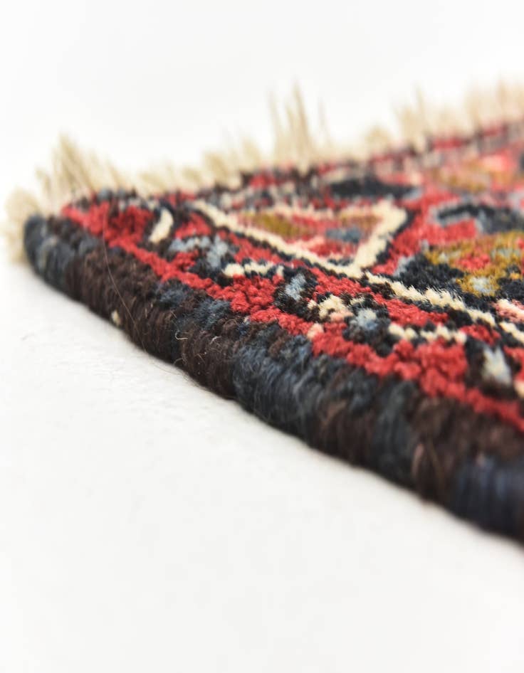 Detail image of  7' 7 x 10' 10  Hand Knotted Heriz Persian Wool Rug