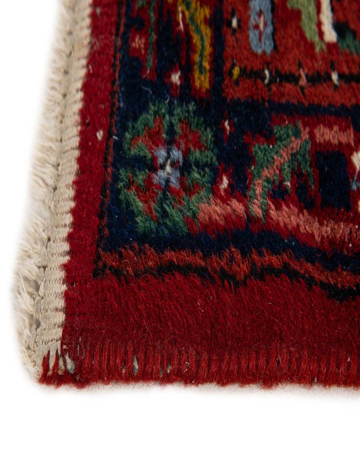 Detail image of  2' 5 x 4' 8  Hand Knotted Heriz Wool Rug