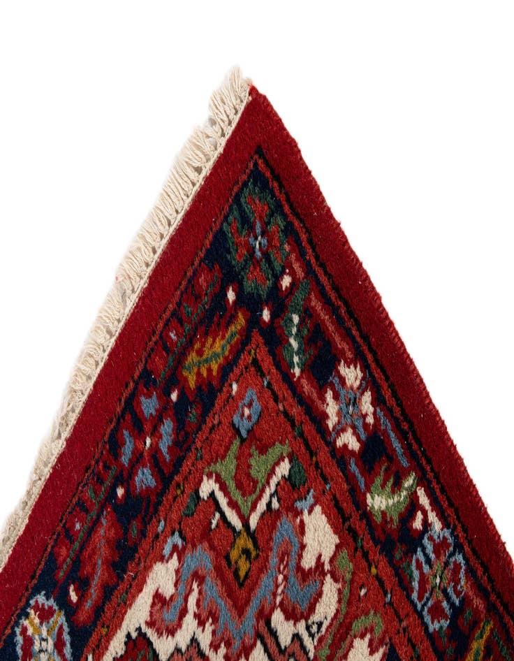 Detail image of  2' 5 x 4' 8  Hand Knotted Heriz Wool Rug