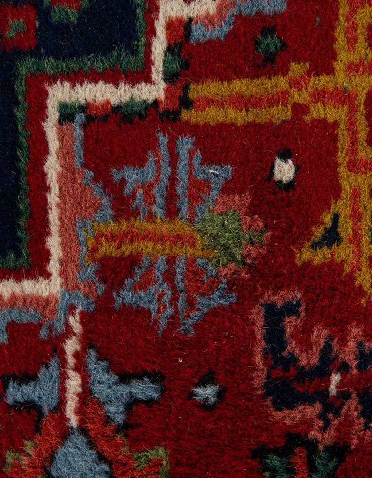 Detail image of  2' 5 x 4' 8  Hand Knotted Heriz Wool Rug