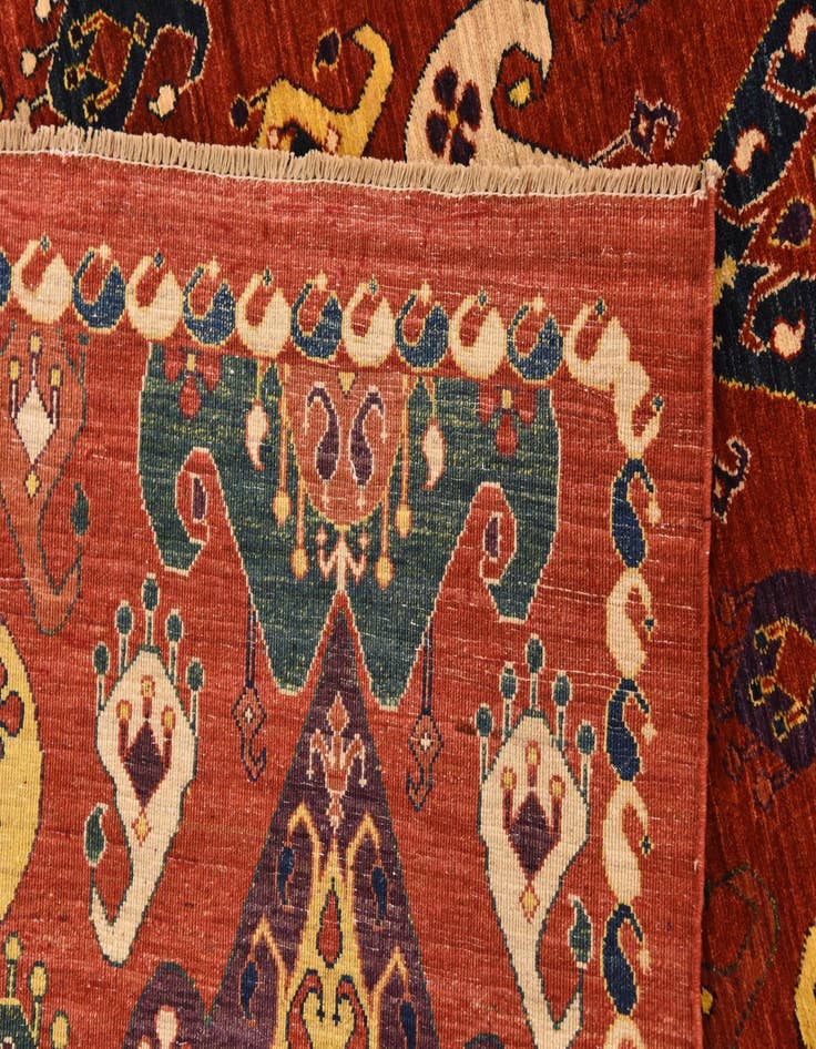 Detail image of  7' x 9' 2  Hand Knotted Ikat Rug