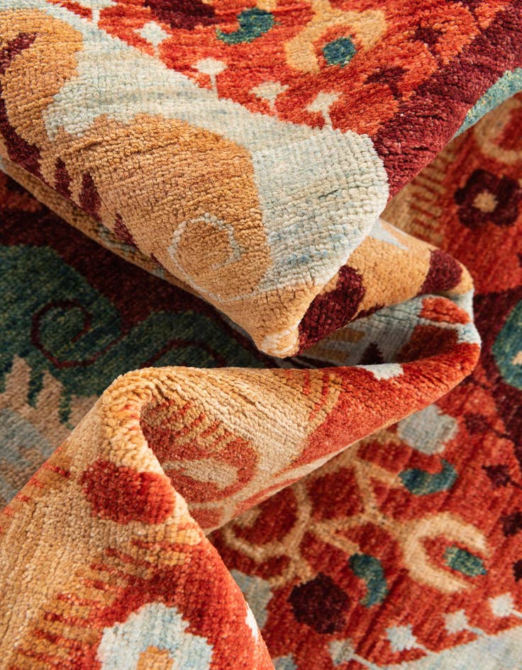 Detail image of  6' 10 x 9' 8  Hand Knotted Ikat Oriental Rug