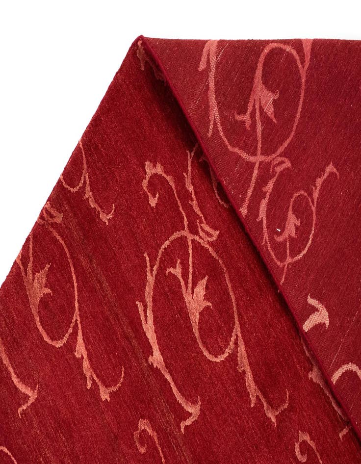 Detail image of  5' 2 x 7' 9  Hand Knotted Isfahan Persian Rug