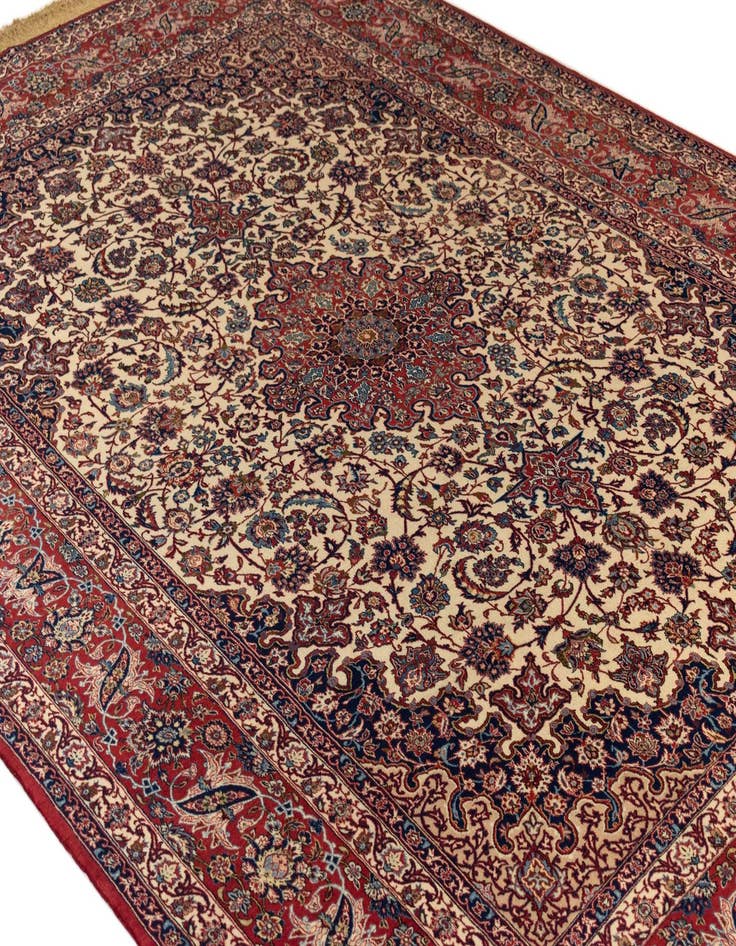 Detail image of  8' 1 x 11' 5 Isfahan Rug