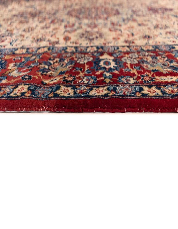 Detail image of  4' 8 x 7' 1 Isfahan Wool Rug