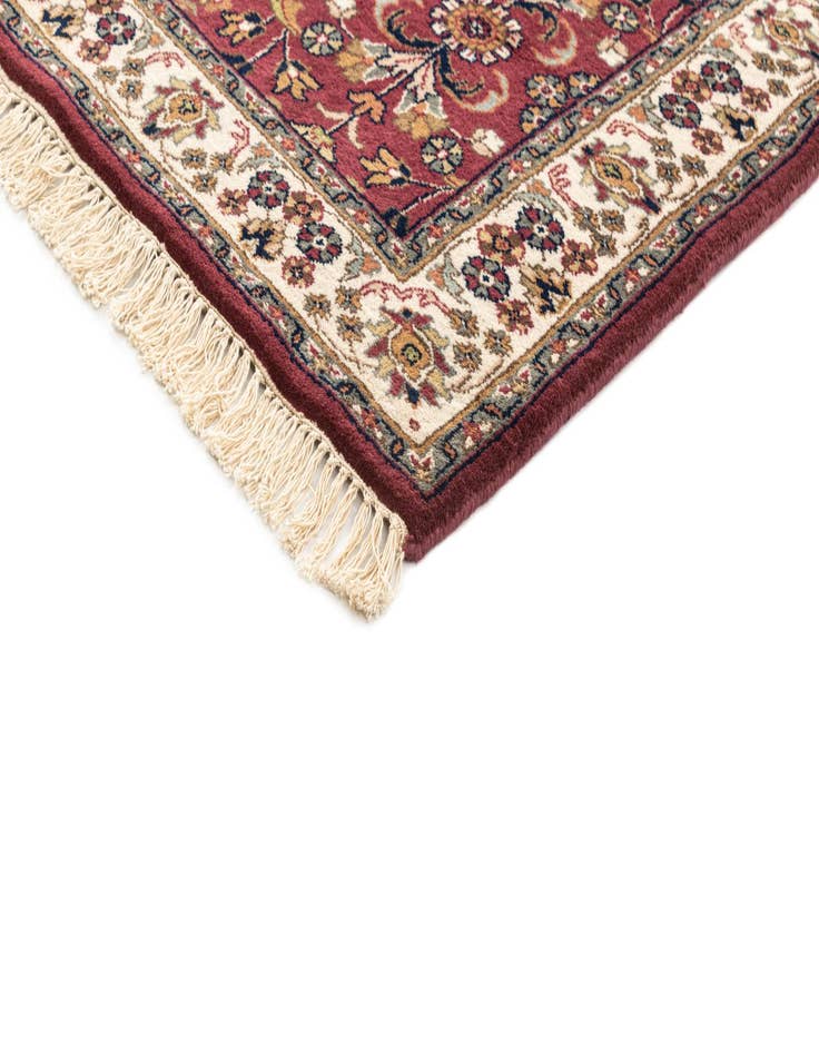 Detail image of  4' x 6'  Hand Knotted Isfahan Wool Rug