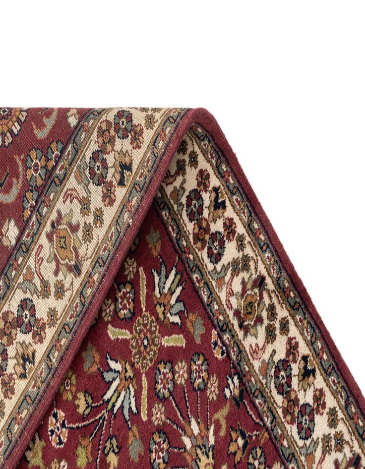 Detail image of  4' x 6'  Hand Knotted Isfahan Wool Rug