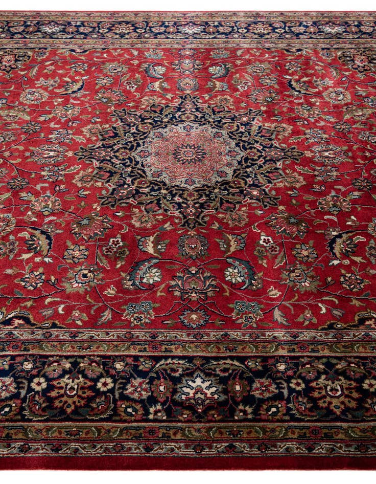 Detail image of  6' 7 x 9' 10 Isfahan Wool Rug