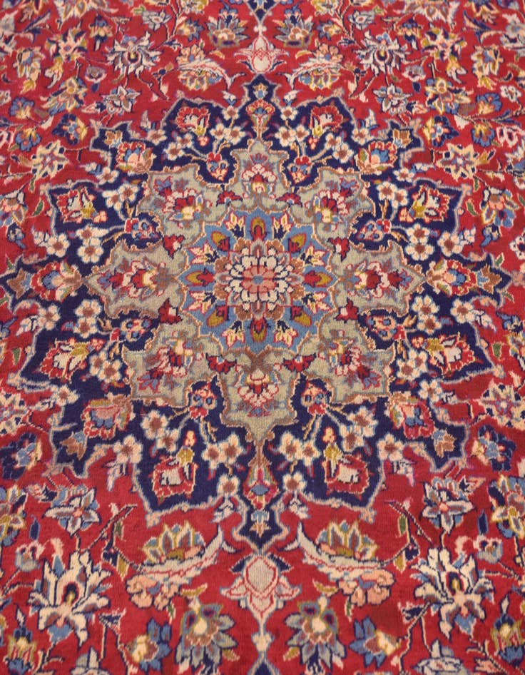 Detail image of  9' 8 x 13' 3  Hand Knotted Isfahan Persian Wool Rug