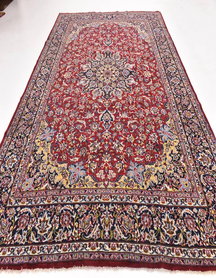 Detail image of 9' 9 x 13' Hand Knotted Isfahan Persian Wool Rug