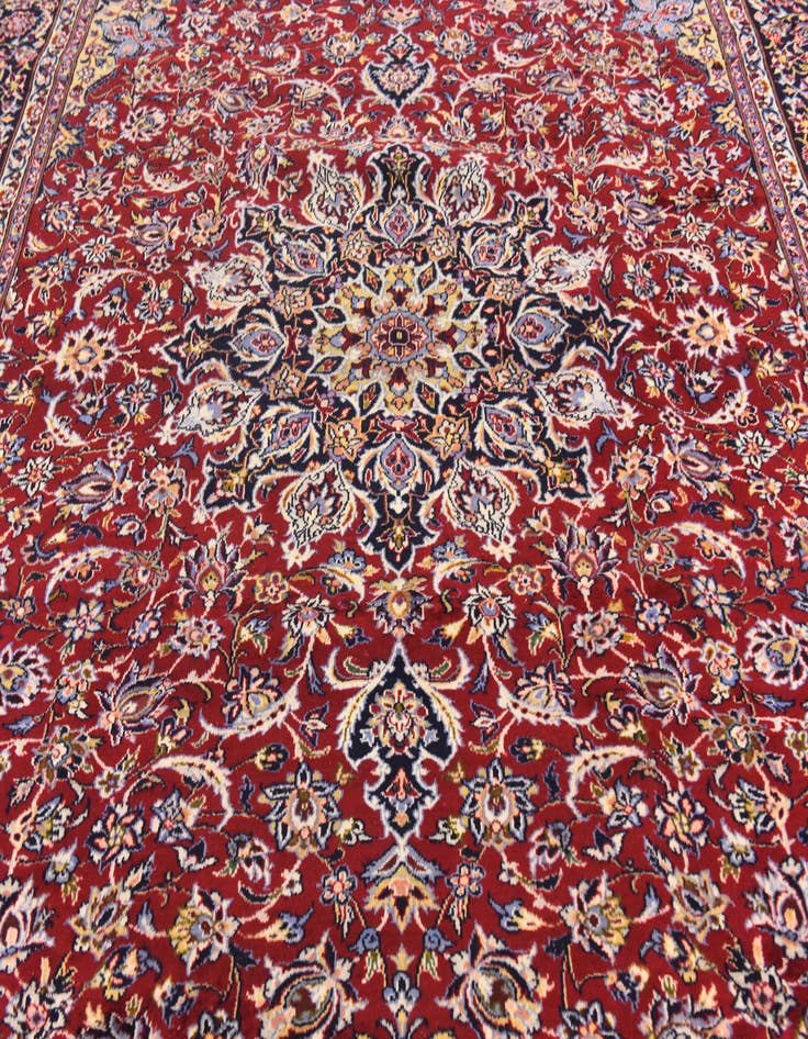Detail image of 9' 9 x 13' Hand Knotted Isfahan Persian Wool Rug