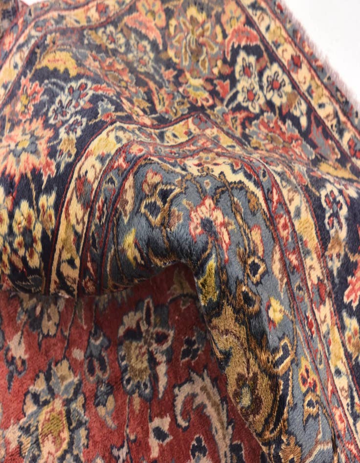 Detail image of  9' 7 x 12' 9  Hand Knotted Isfahan Persian Wool Rug