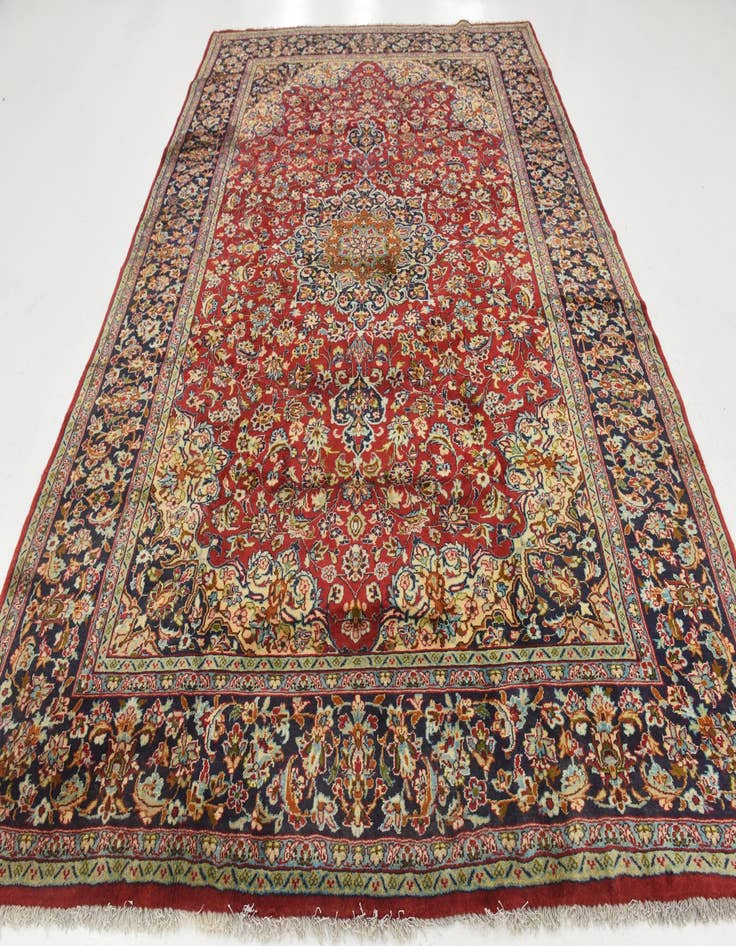 Detail image of  8' 9 x 12' 6  Hand Knotted Isfahan Persian Wool Rug