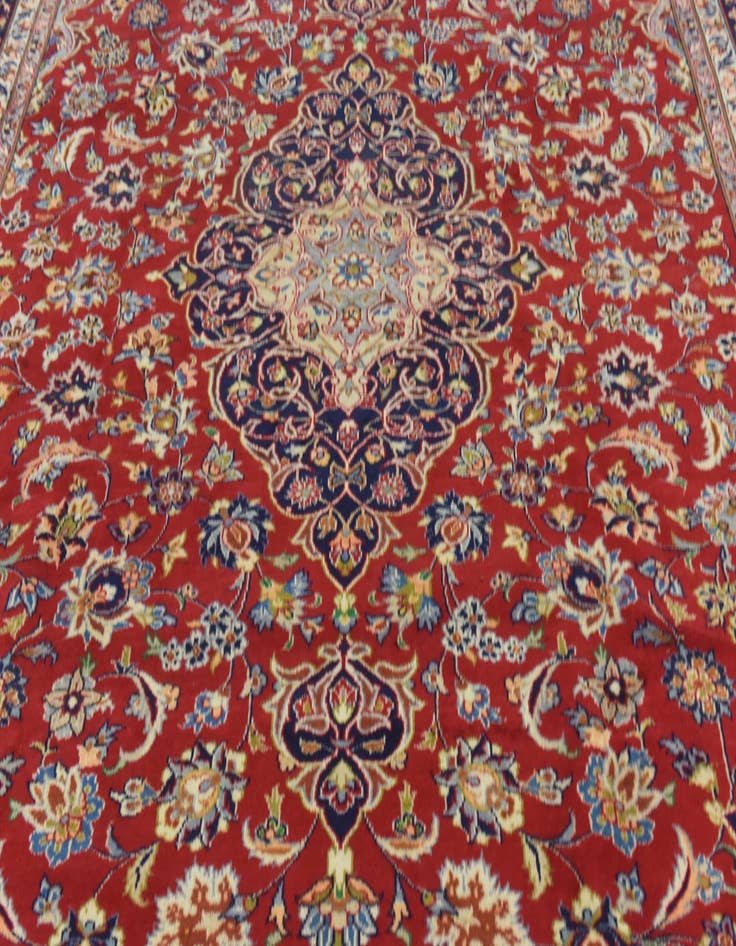 Detail image of  9' 9 x 13' 4  Hand Knotted Isfahan Persian Wool Rug