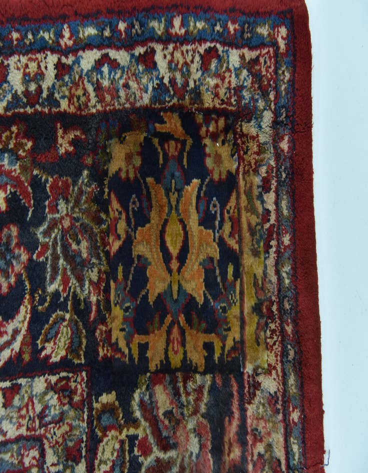 Detail image of  9' 6 x 13' 5  Hand Knotted Isfahan Persian Wool Rug