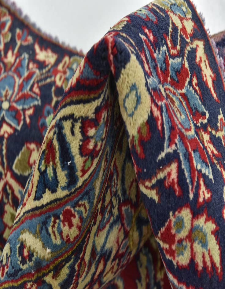 Detail image of 8' 9 x 13' Hand Knotted Isfahan Persian Wool Rug